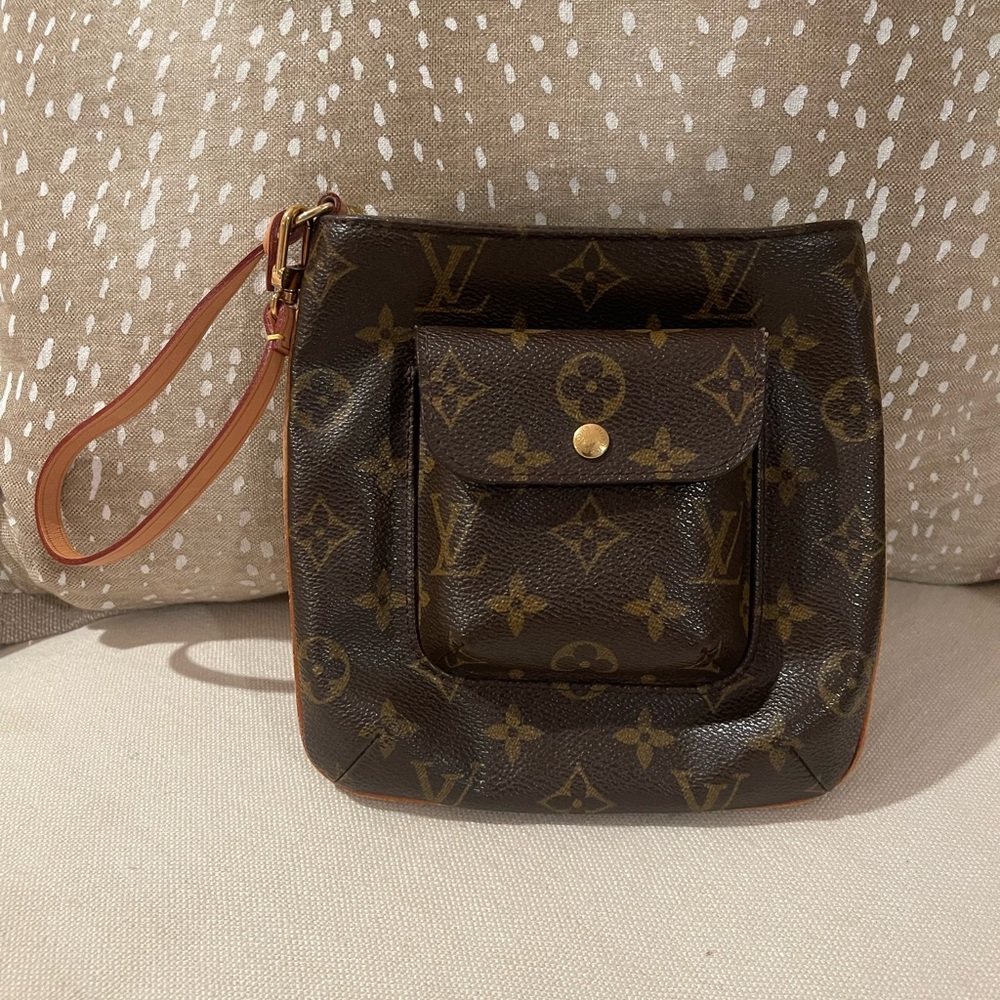 Louis Vuitton Monogram Clutch /wristlet with  Strap